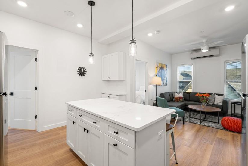 1 Bed / 1 Bath Apartment in Mission Hill - Photo 6 of 20