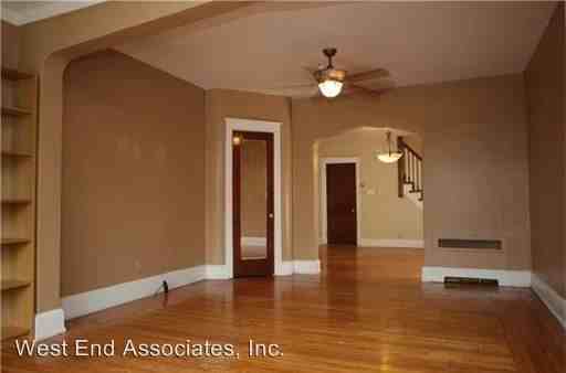 2022 W Washington St - Photo 2 of 10