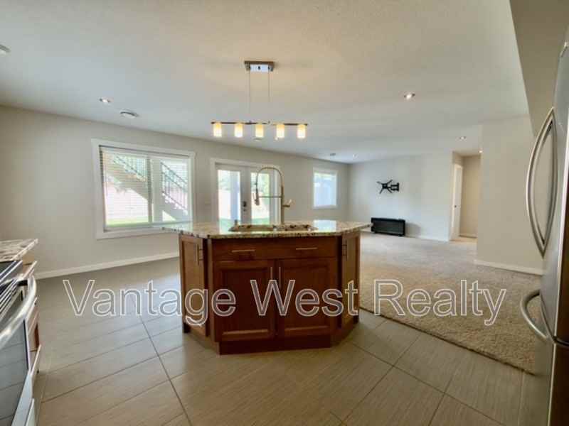 2861 Auburn Rd - Photo 3 of 15