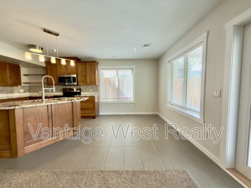 2861 Auburn Rd - Photo 4 of 15