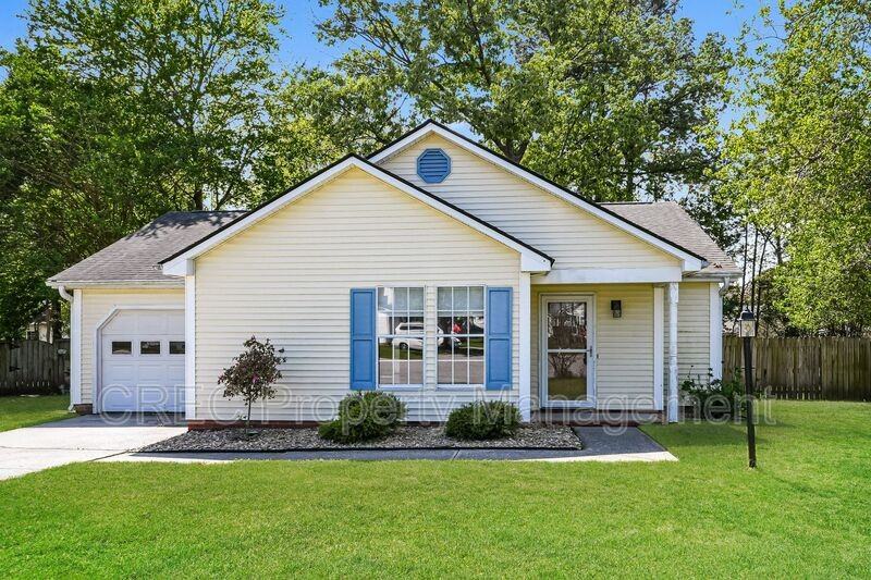 207 Lynton Ct