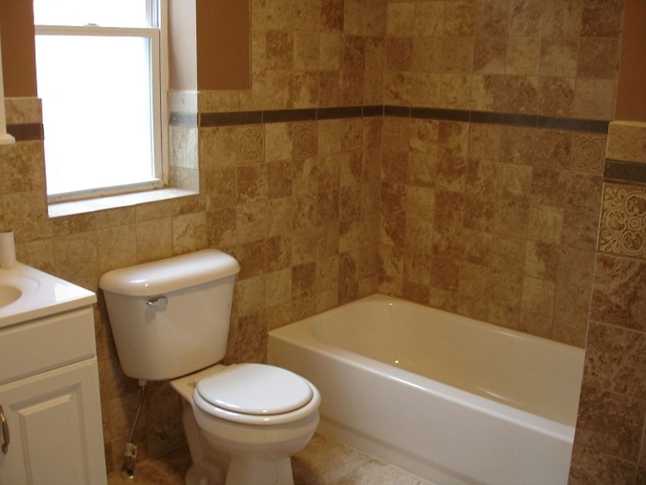 1321 S 32nd St - Photo 5 of 7