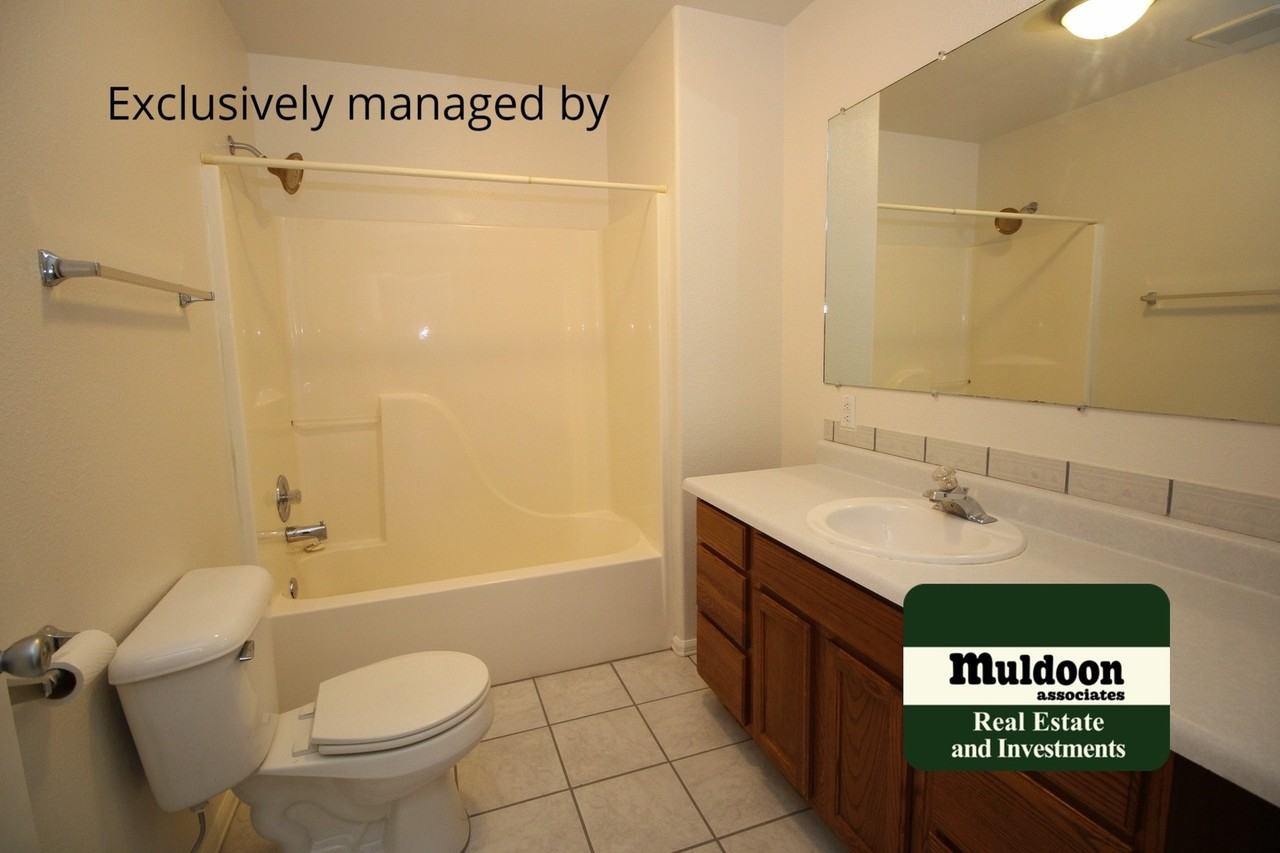 1139 E Jaroso Dr - Photo 2 of 12