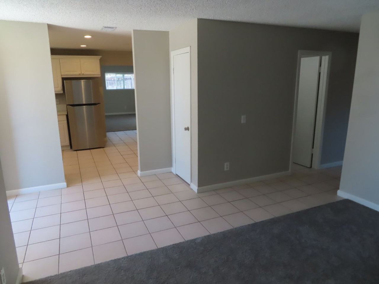 4912 Tyler St - Photo 5 of 22