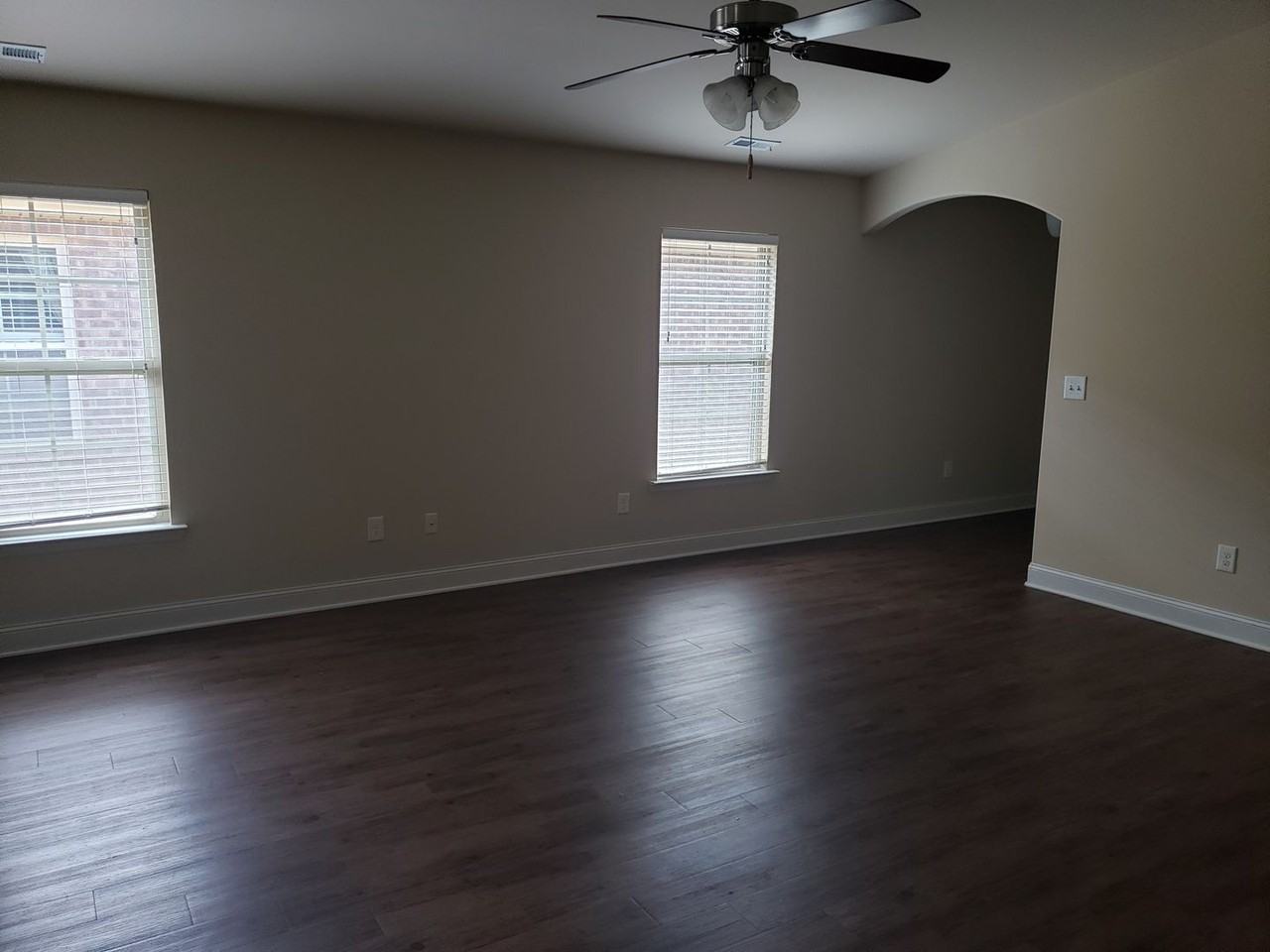 119 Joe Fletcher Dr - Photo 4 of 17