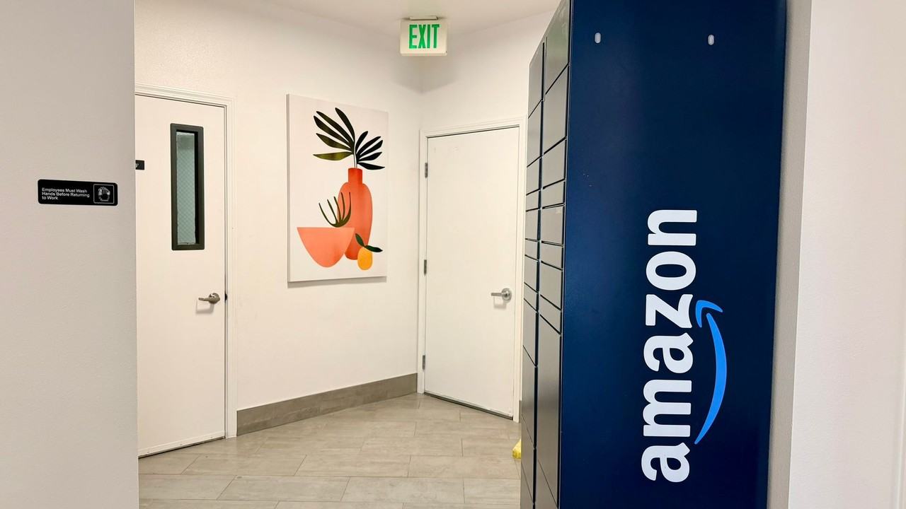 Varsity I Apartments - Photo 7 of 7