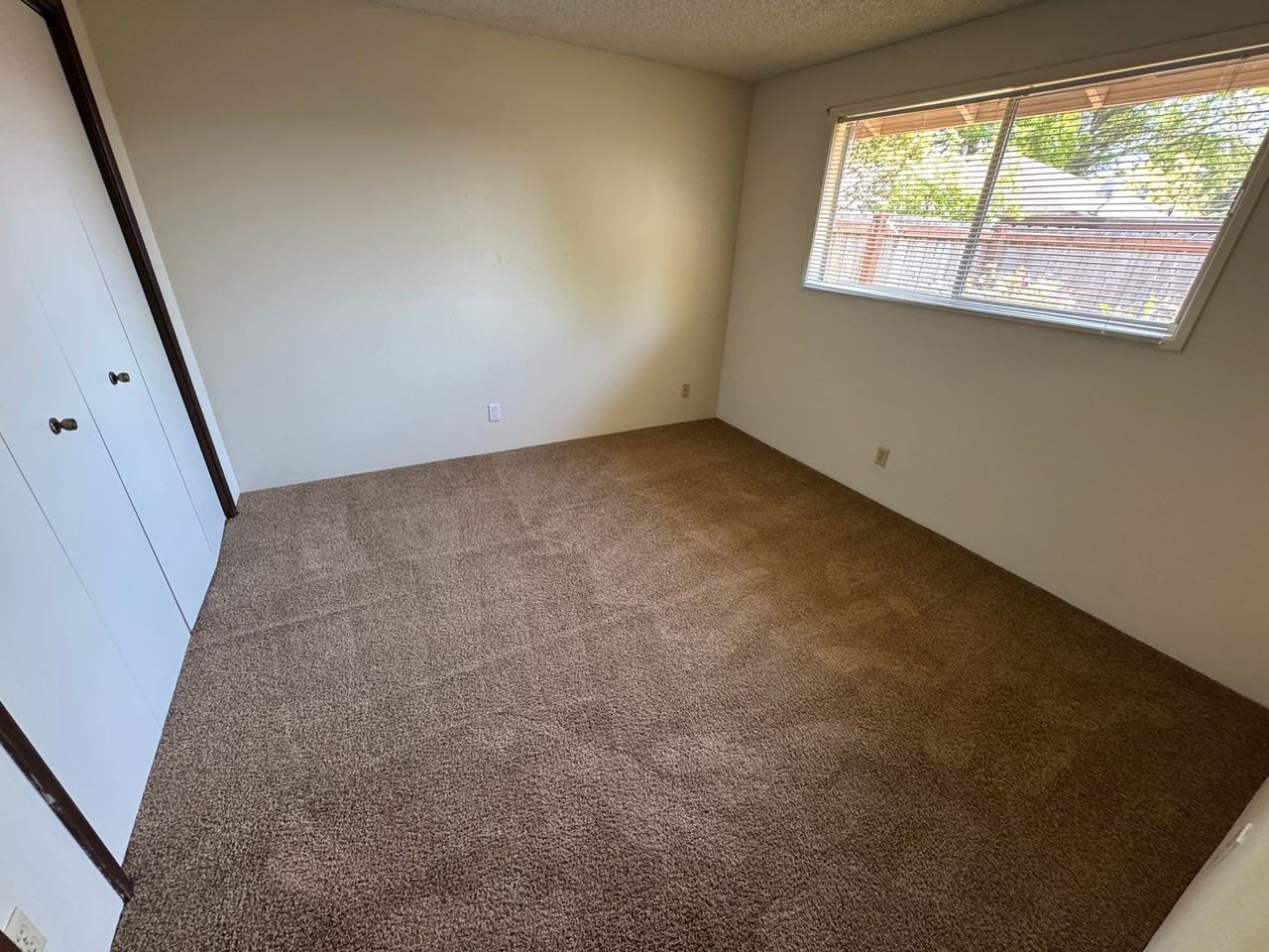 3232 Ne Lancaster St #1 - Photo 7 of 7