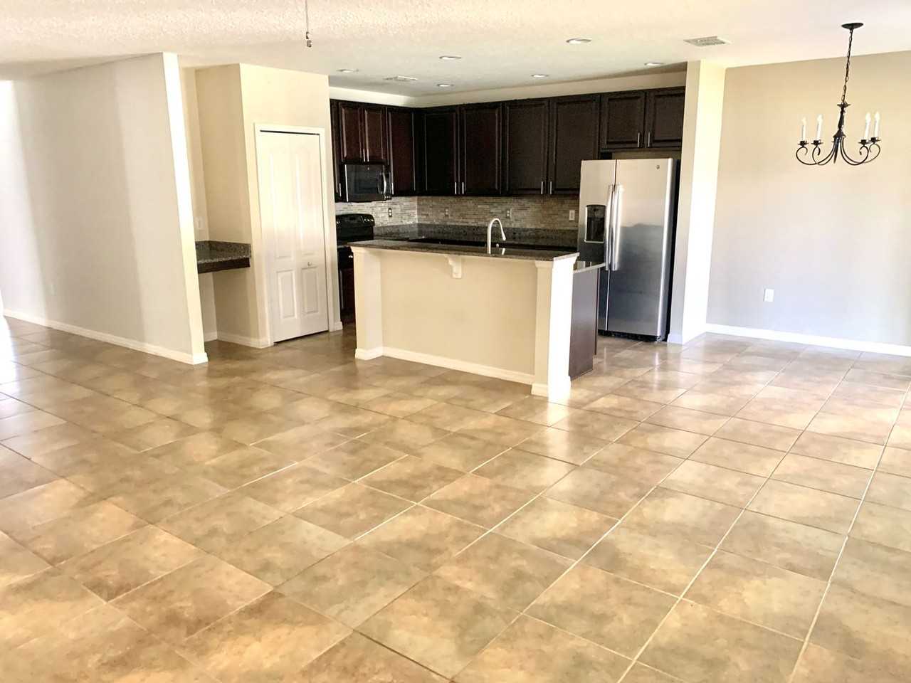 2855 Moonstone Bnd - Photo 4 of 23