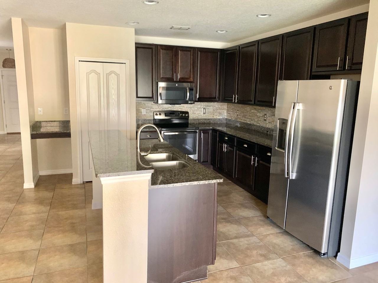 2855 Moonstone Bnd - Photo 6 of 23