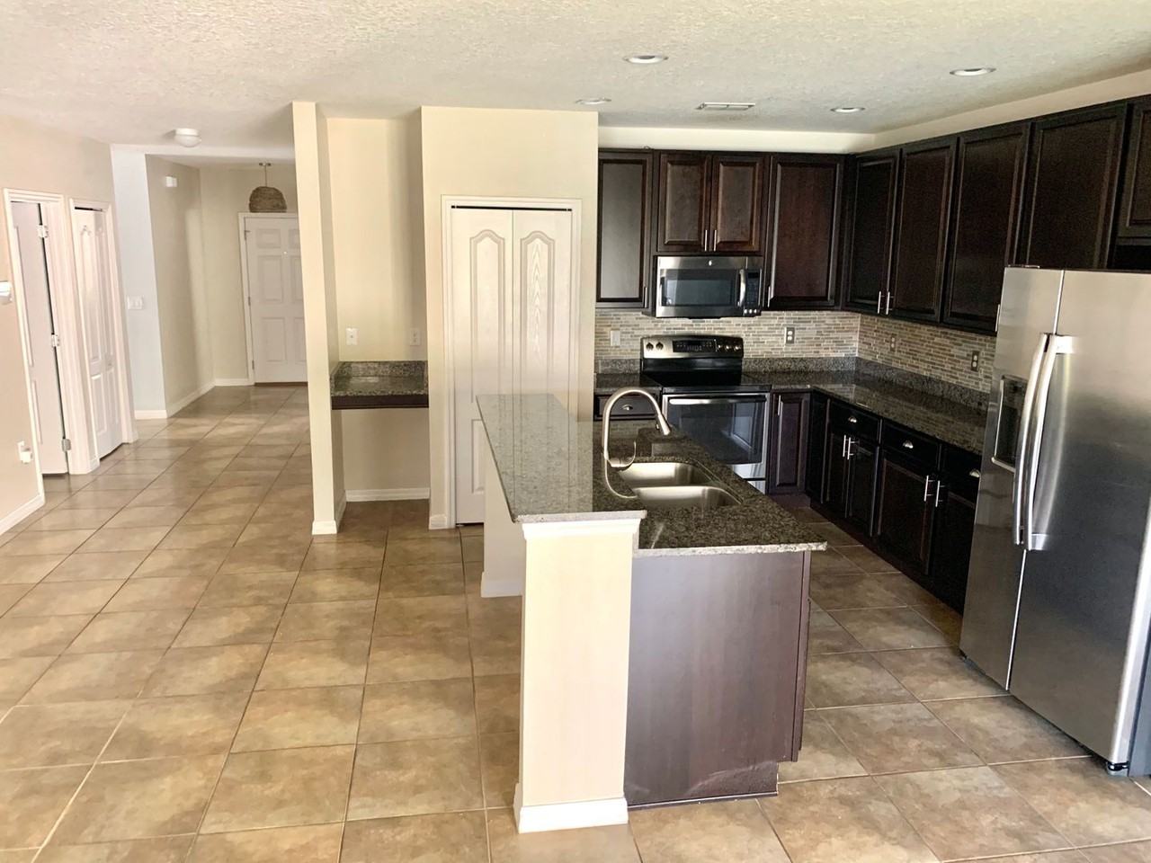 2855 Moonstone Bnd - Photo 7 of 23