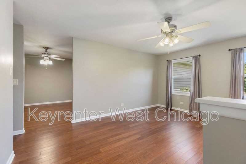 1756 Gilberto St - Photo 4 of 21