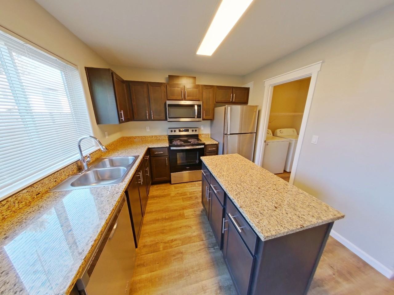 103/105 North 10th Street - Photo 5 of 18