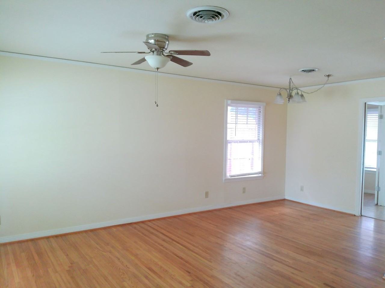 530 Hopper Dr - Photo 3 of 21