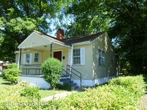 2031 31st Ave N - Photo 3 of 26