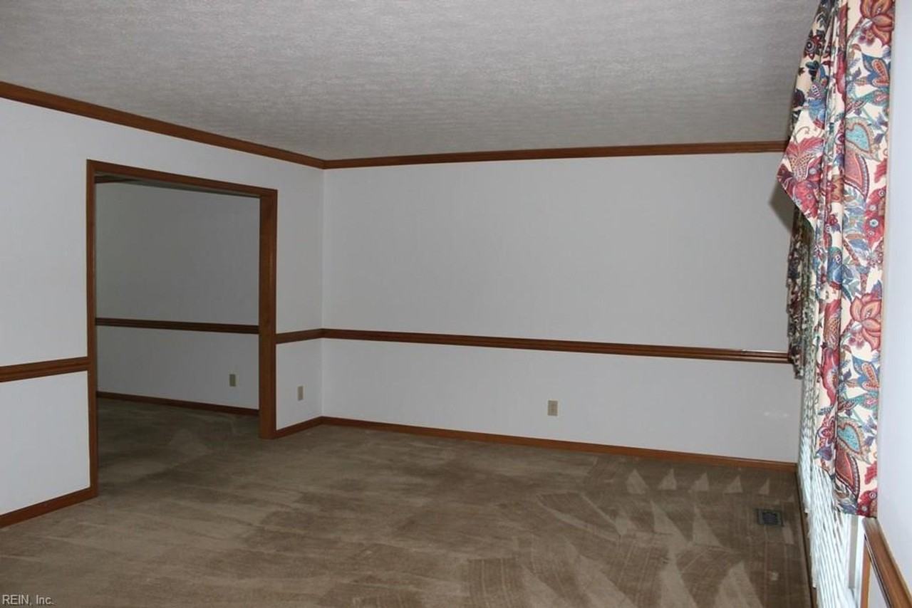 417 Burnham Pl - Photo 4 of 21