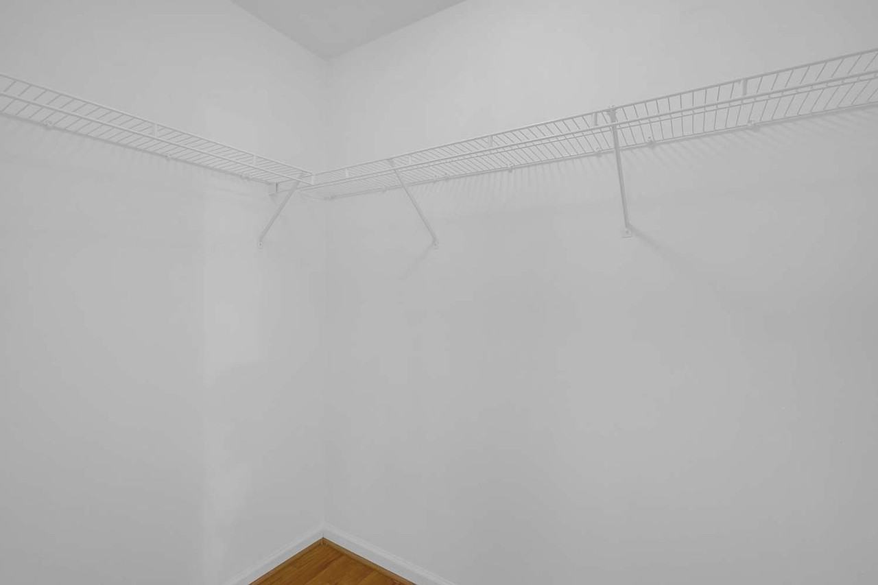 417 Belmont Cir - Photo 6 of 33