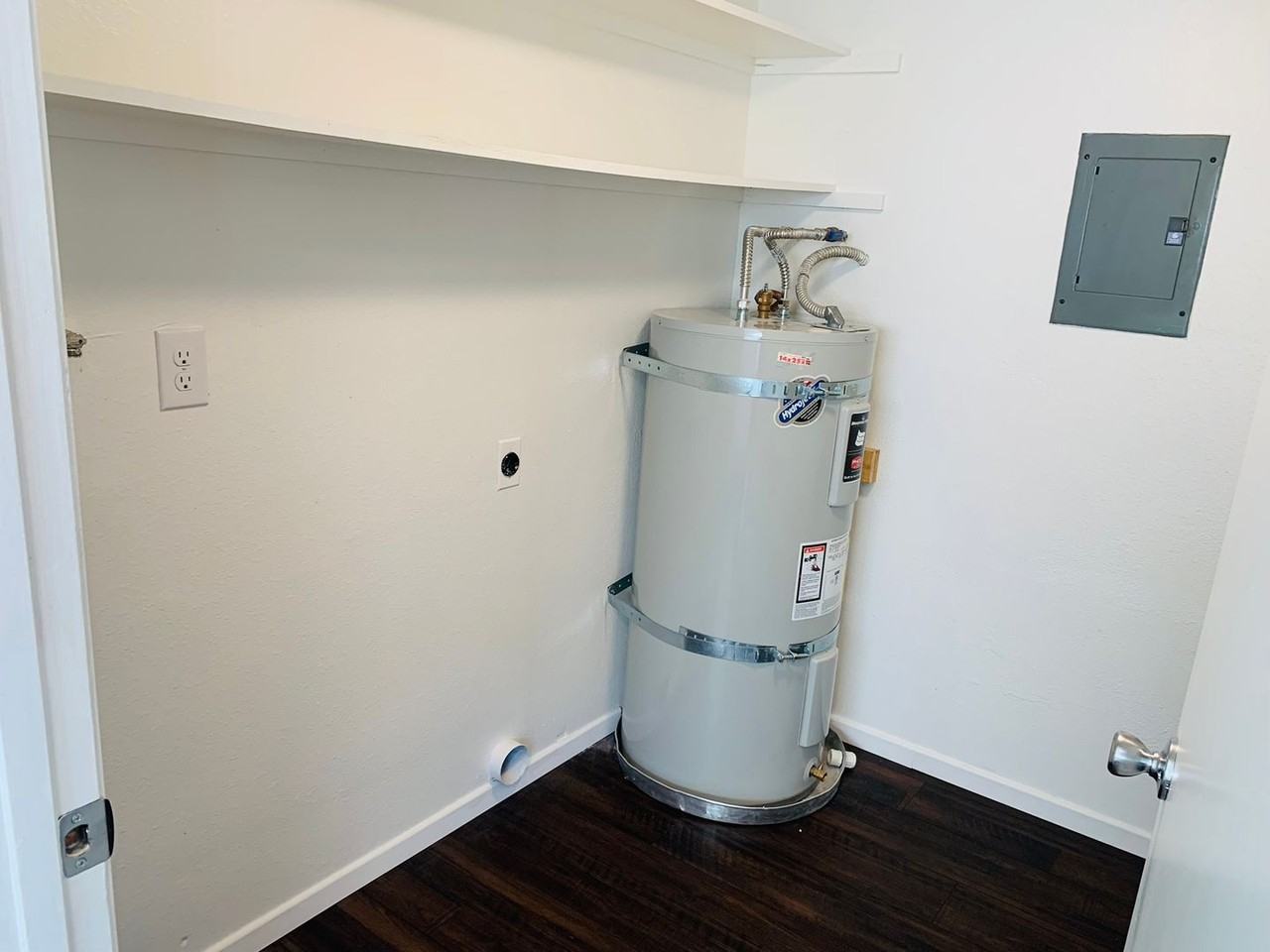 589 Rio Grande Cir - Photo 5 of 13