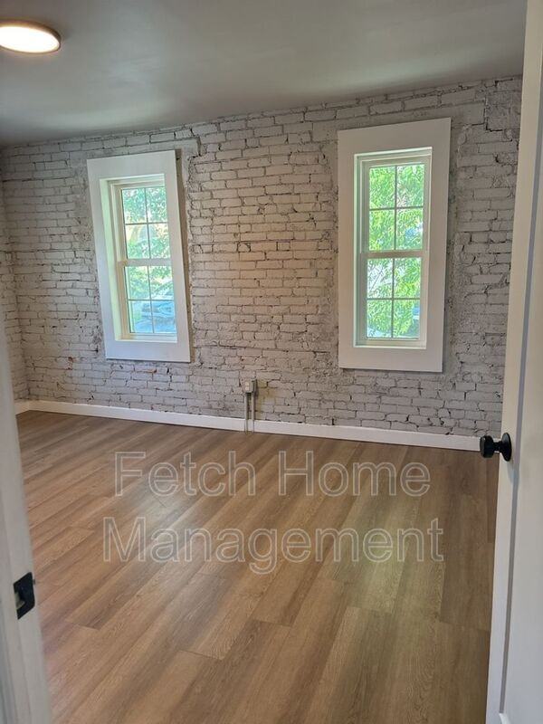 218 Walnut St #3 - Photo 4 of 11