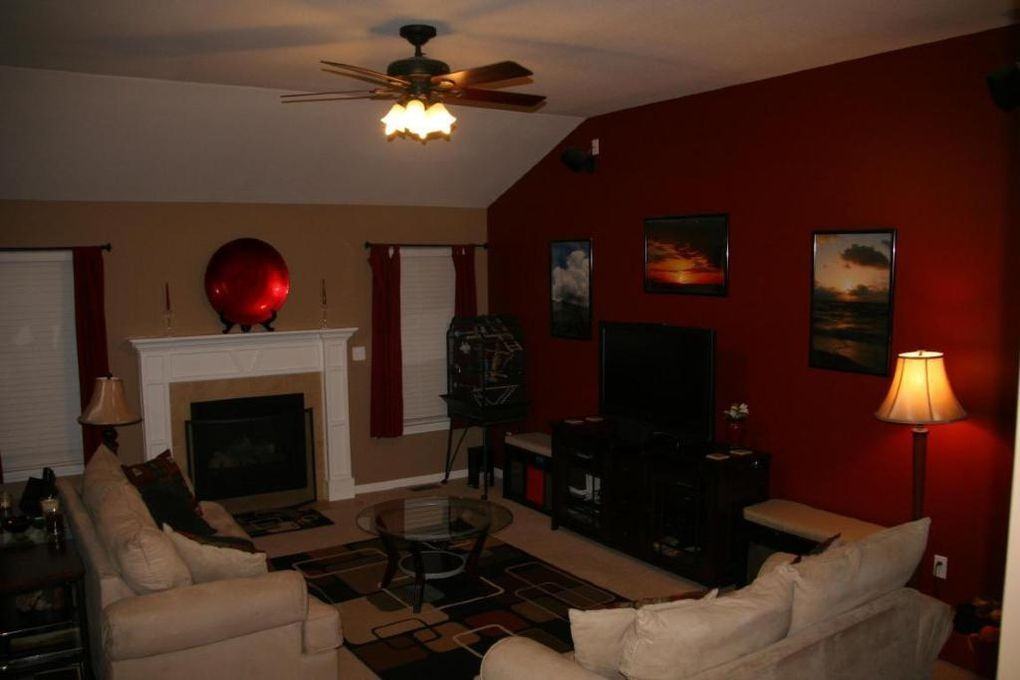 2907 Woods Crossing Dr - Photo 3 of 16
