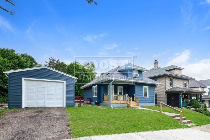 955 Avondale Ave - Photo 2 of 10
