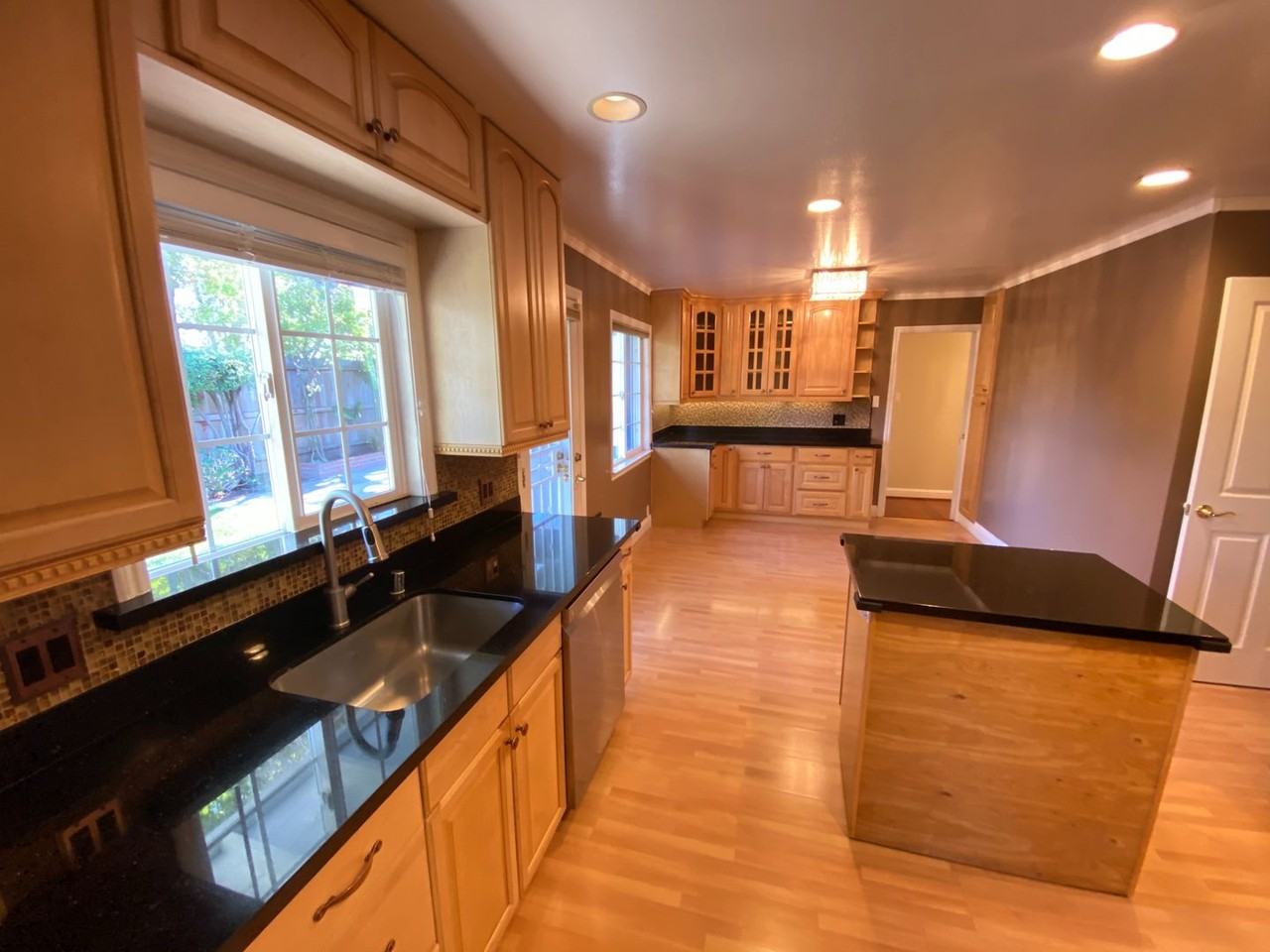 24252 Broadmore Ave - Photo 3 of 14