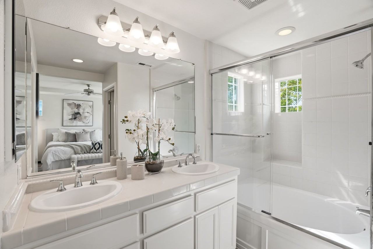 4142 Tobin Cir - Photo 4 of 36