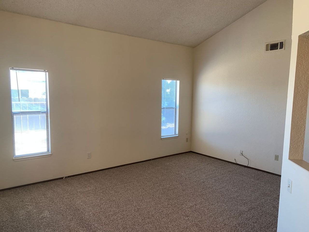 2700 Dels Ln - Photo 3 of 14