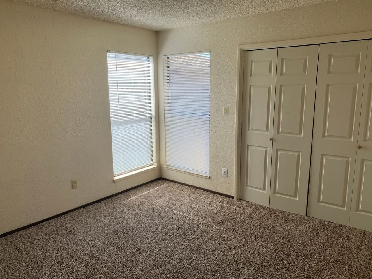 2700 Dels Ln - Photo 4 of 14