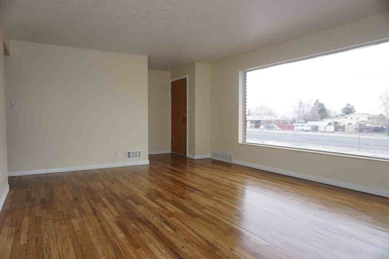 4905 W 4100 S - Photo 3 of 28