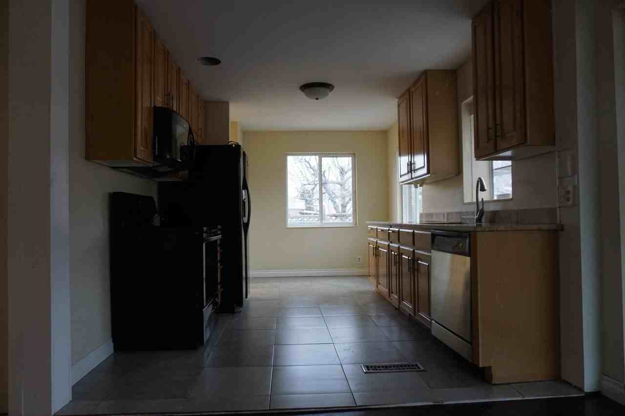 4905 W 4100 S - Photo 5 of 28