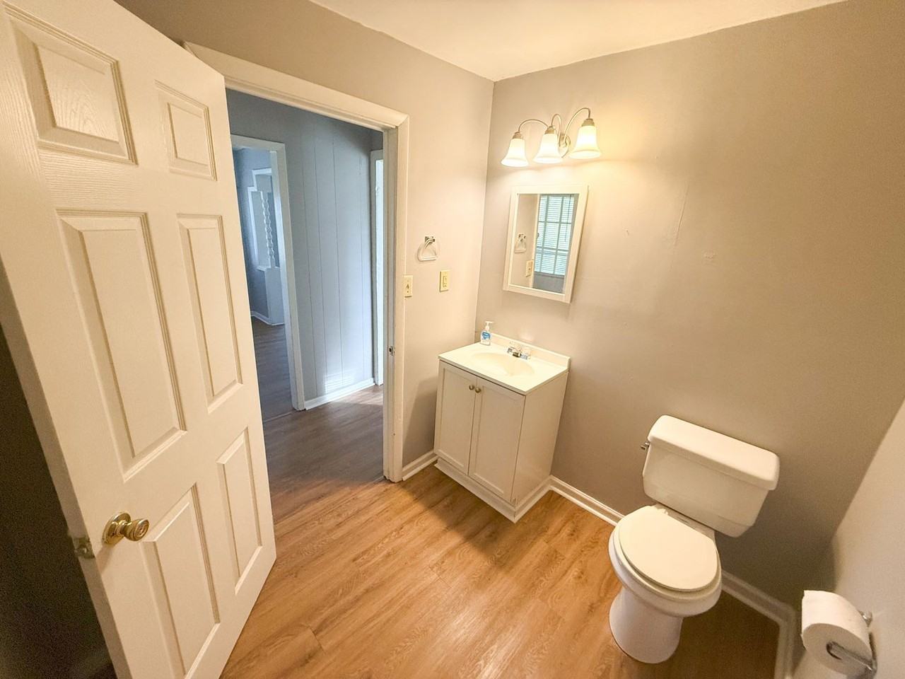 4734 Vienna Church Rd - Photo 4 of 14