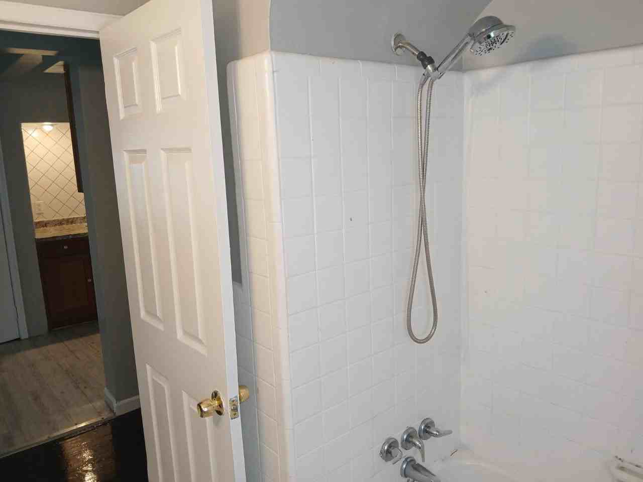19012 Kingsville St - Photo 6 of 9