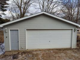 featured image of 825 42nd St
