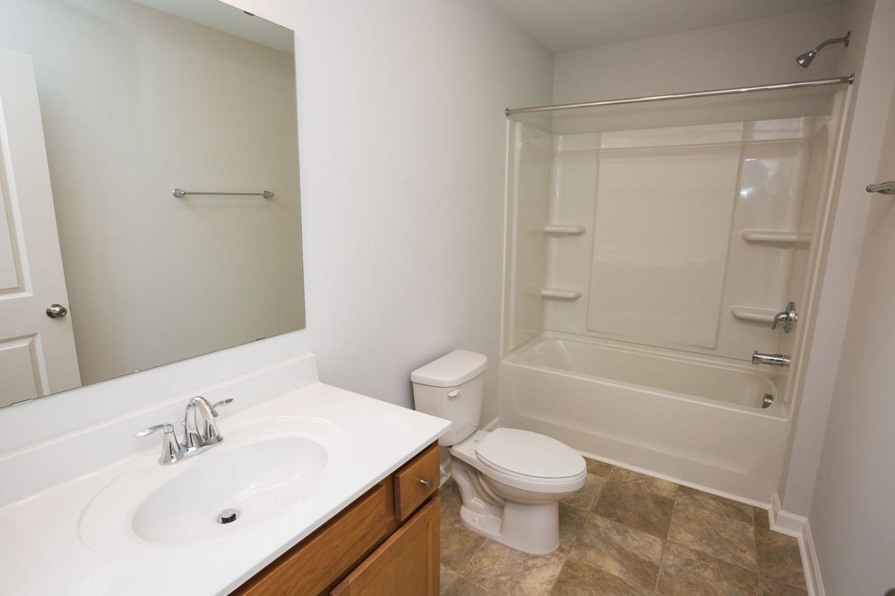 112 Raphael Pl - Photo 6 of 13
