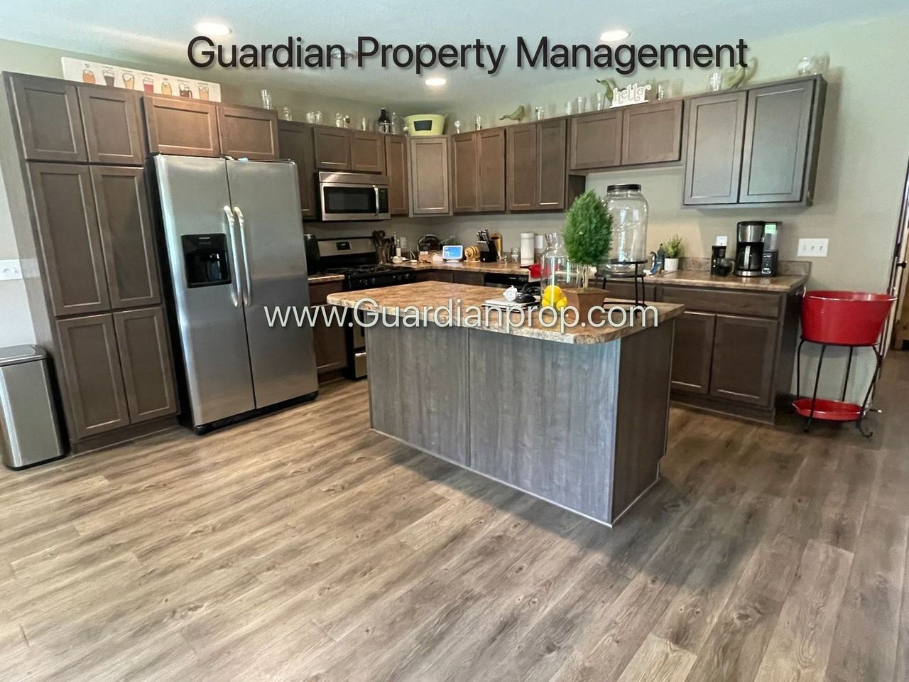 7878 210th St W - Photo 4 of 20
