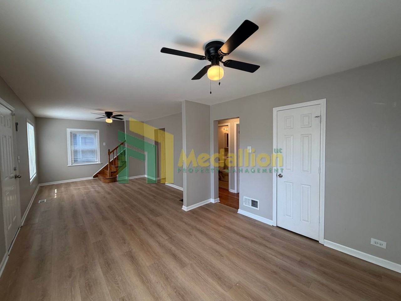 12432 S Lowe Ave - Photo 2 of 11
