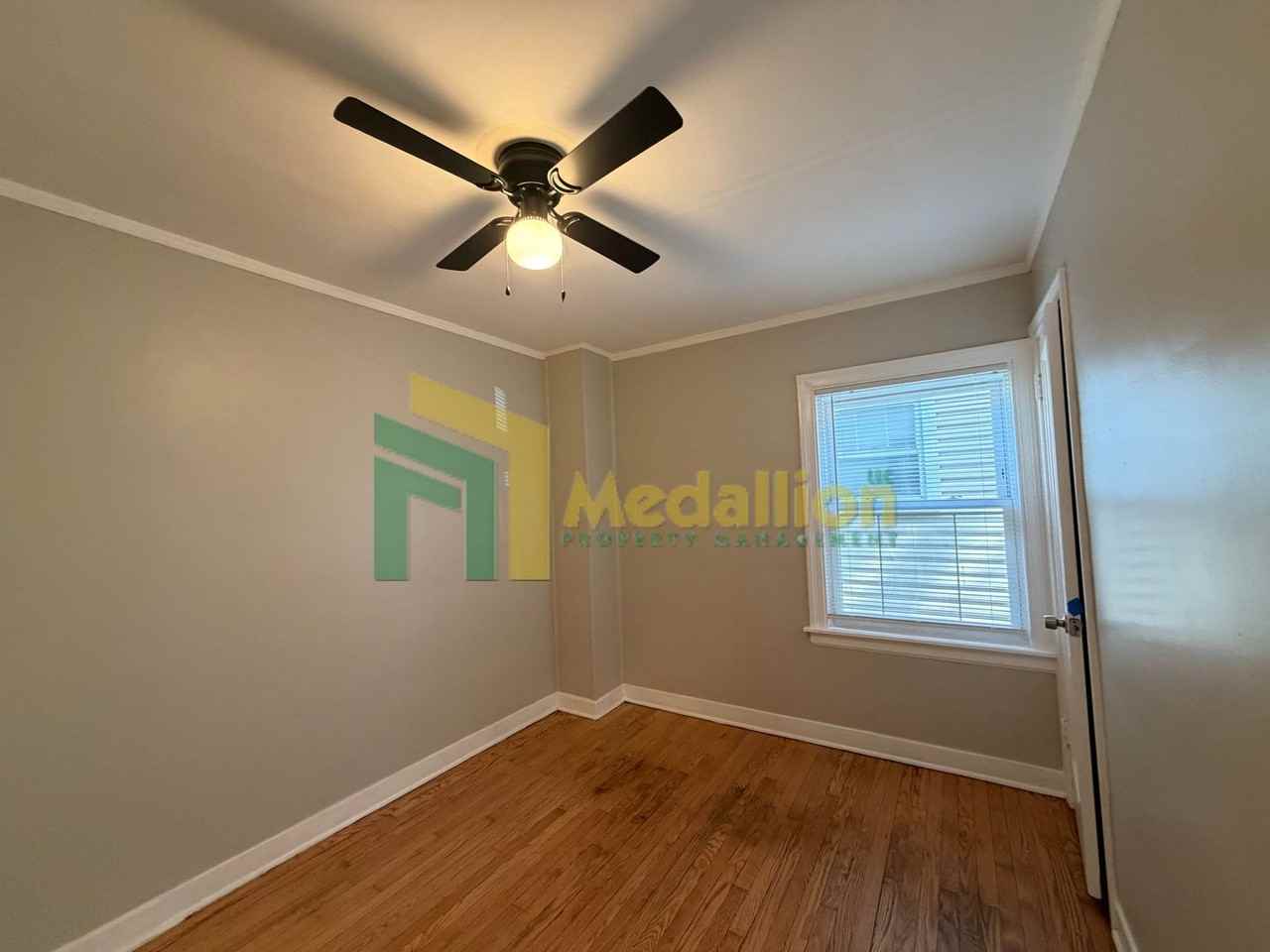12432 S Lowe Ave - Photo 6 of 11