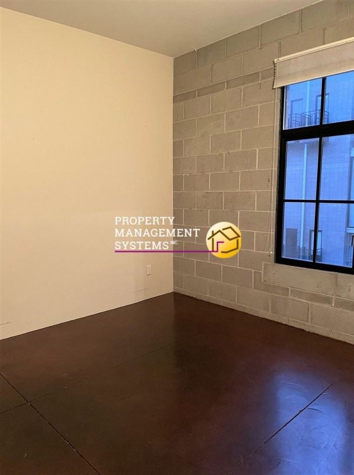 336 W Broadway #408 - Photo 6 of 11