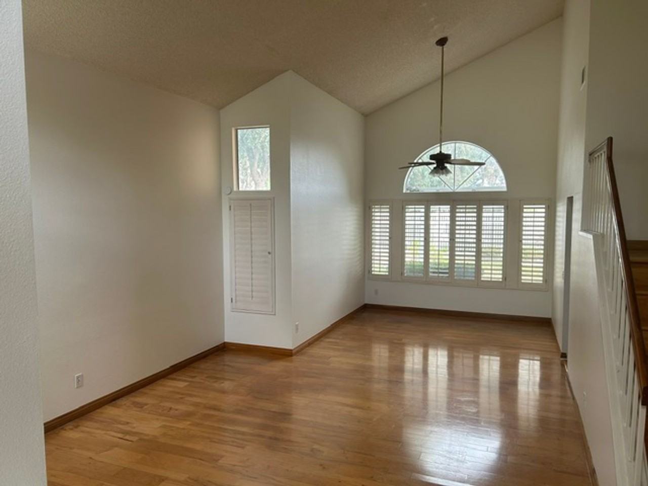 39863 Ranchwood Dr - Photo 2 of 20