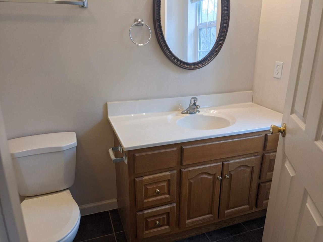 225 Crown Ct - Photo 6 of 50