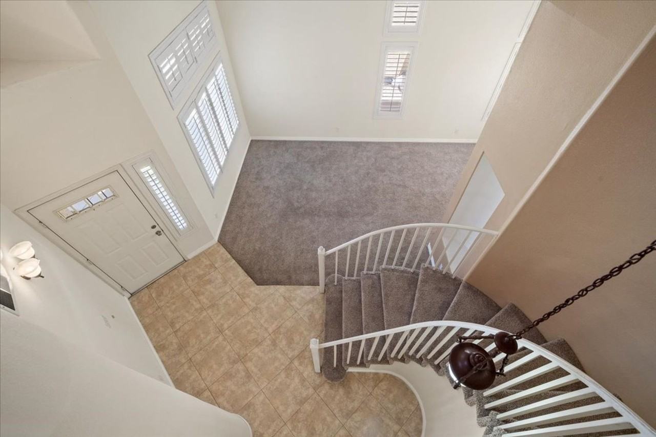 2336 Huntsville Dr - Photo 4 of 22