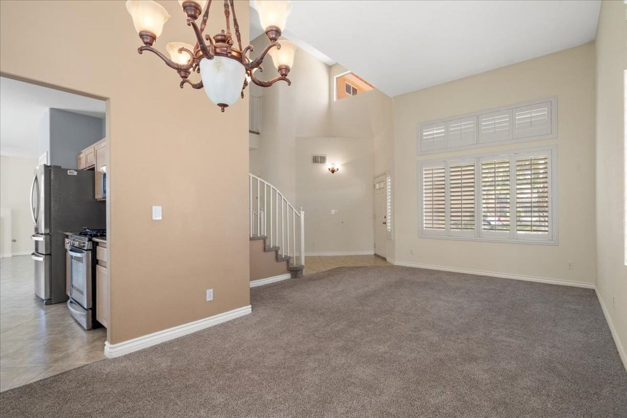 2336 Huntsville Dr - Photo 5 of 22