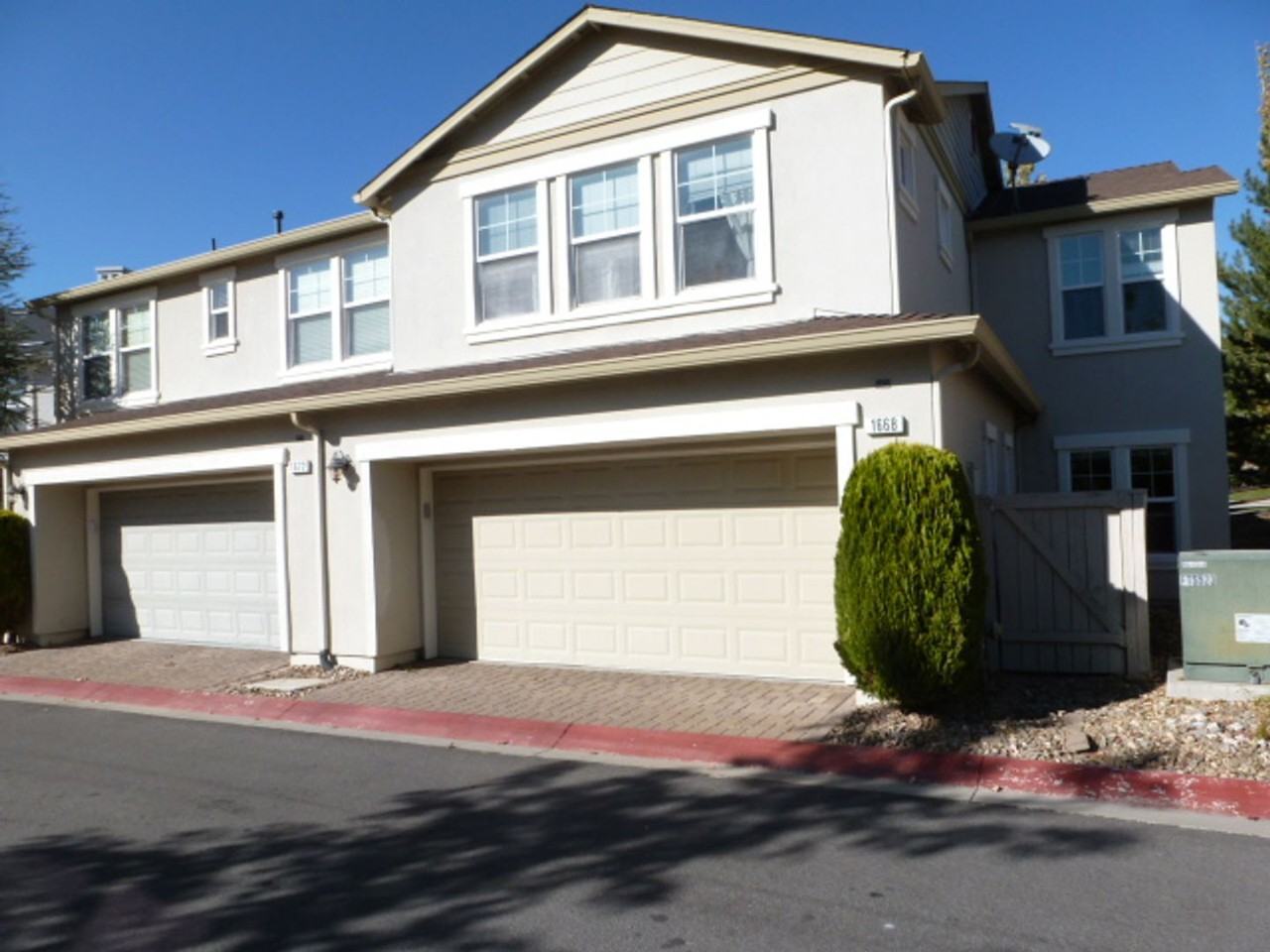 1668 Spice Wood Cir - Photo 3 of 33