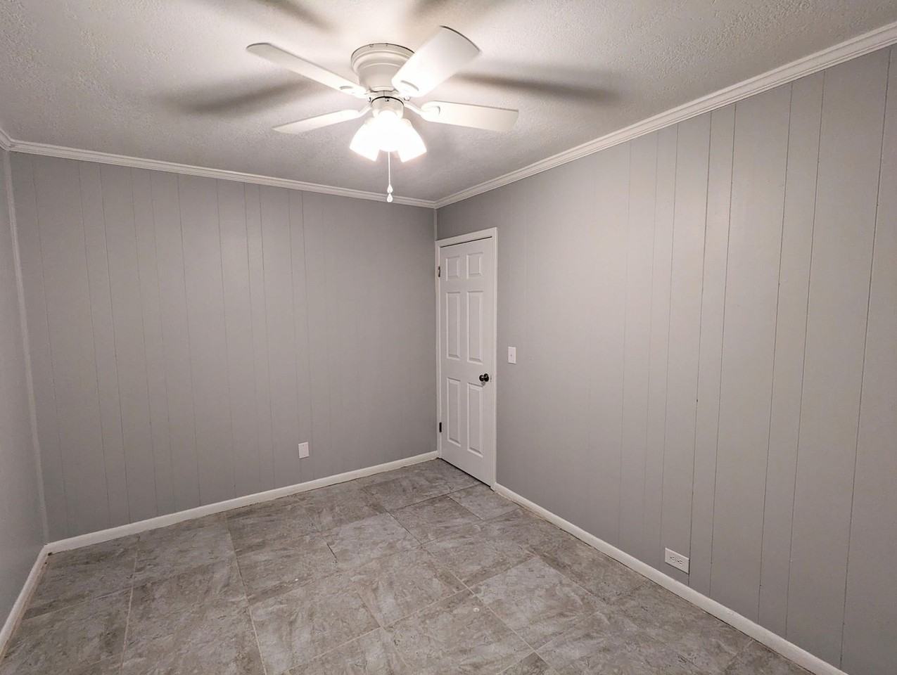 1123 Kimberly Dr - Photo 6 of 9
