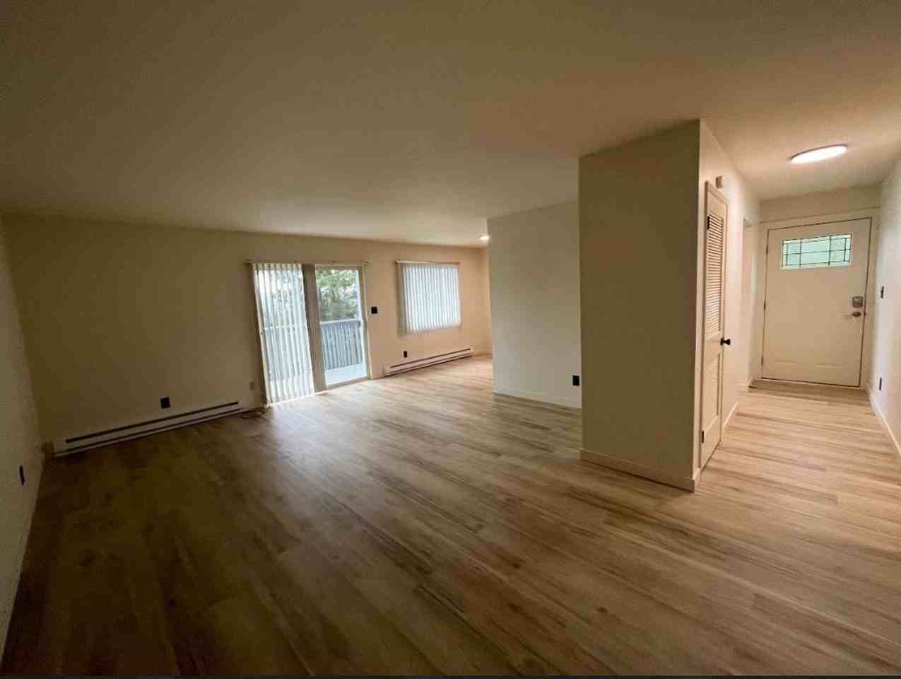 900 Liberty St #2 - Photo 4 of 16