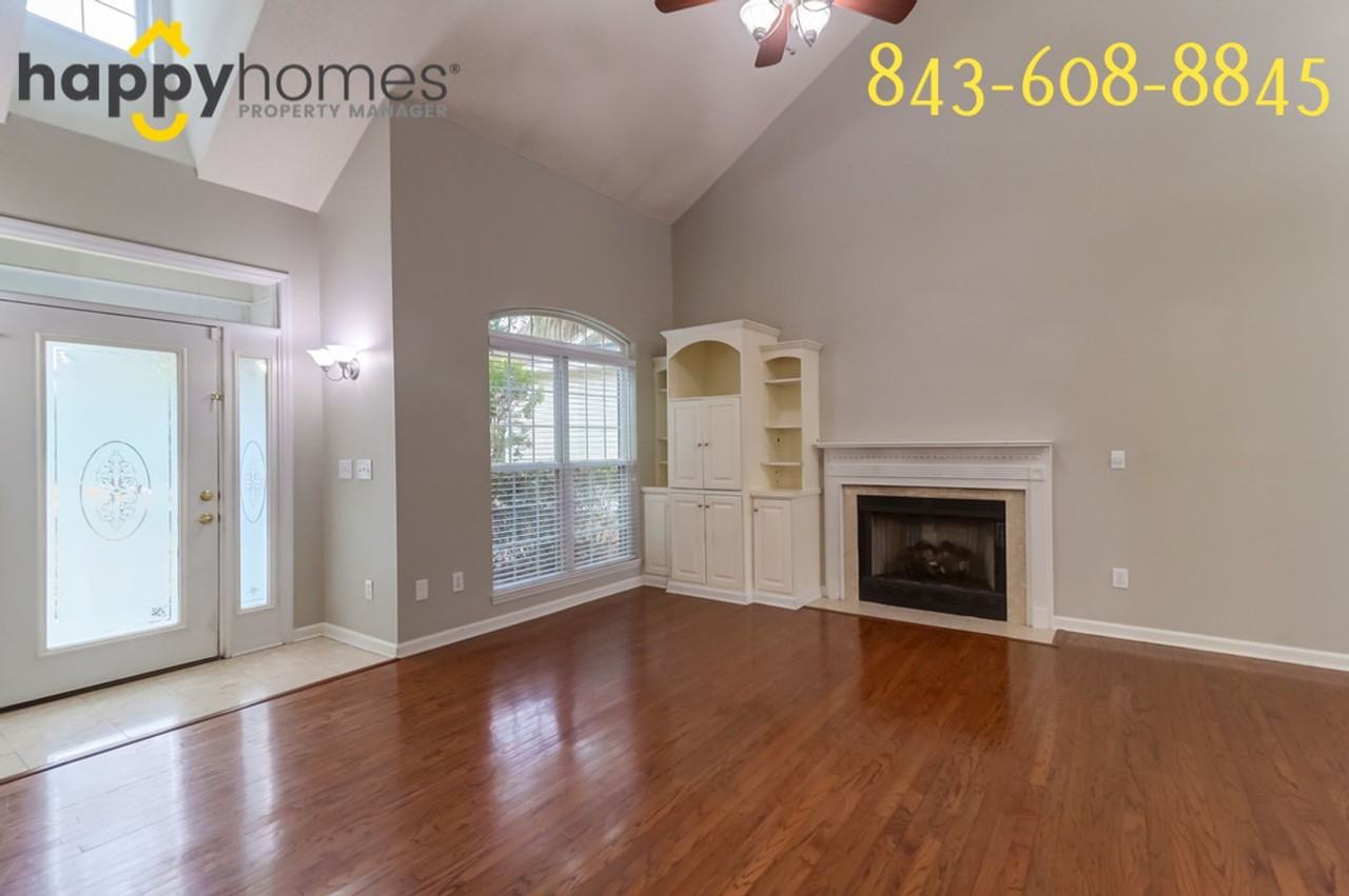 7896 Sabalridge Dr - Photo 7 of 31