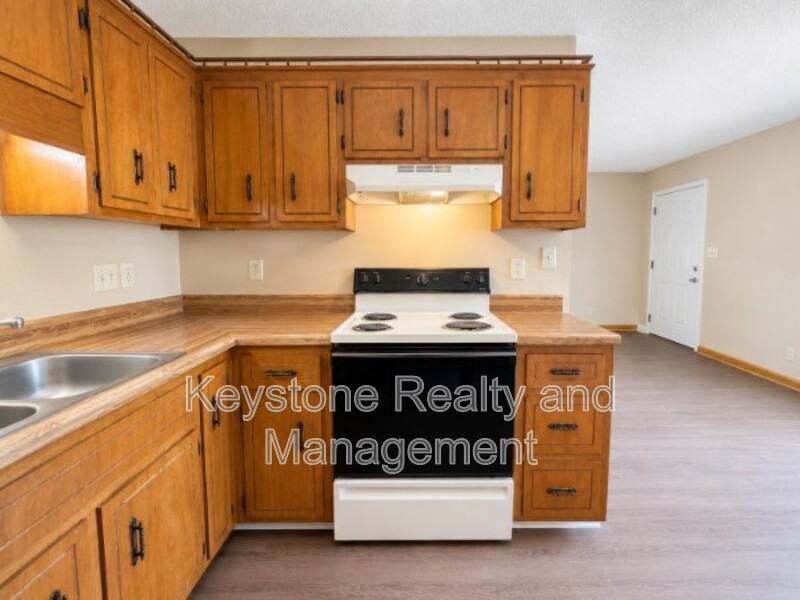 706 Peachers Dr #J - Photo 5 of 7