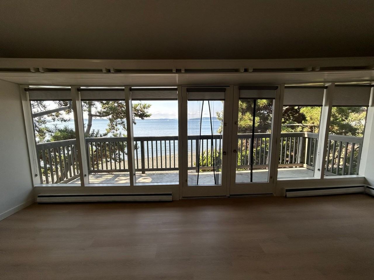 3805 Beach Dr Sw - Photo 2 of 18