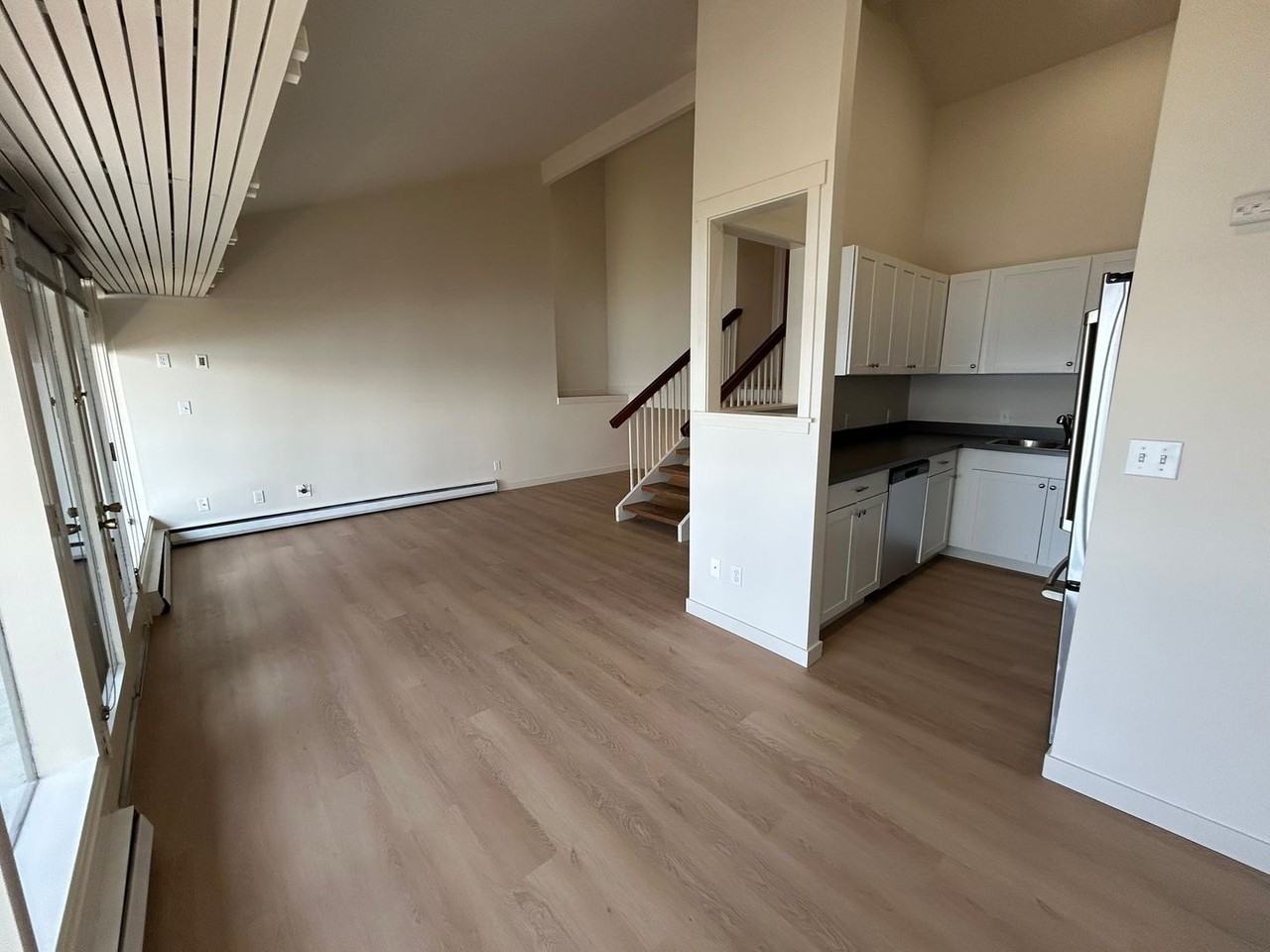 3805 Beach Dr Sw - Photo 6 of 18