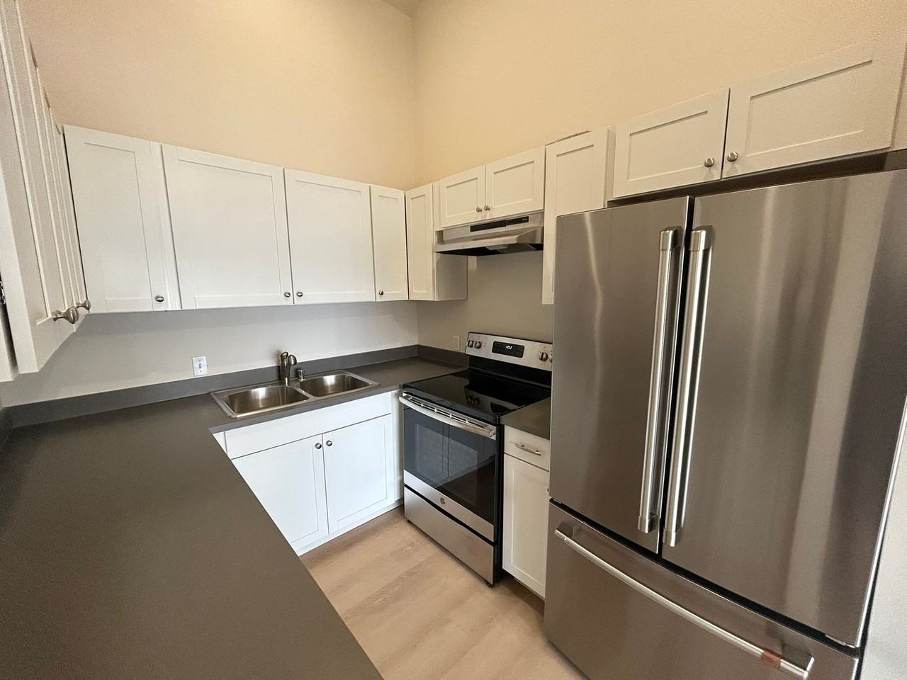 3805 Beach Dr Sw - Photo 7 of 18